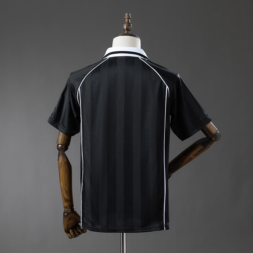 Camiseta Originals Classic Three Stripes Black Adultos