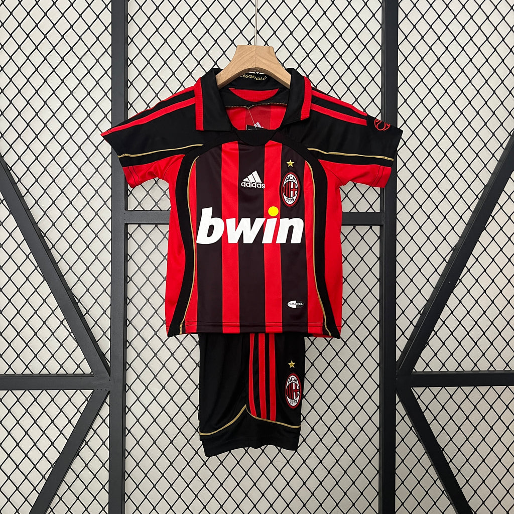 Camiseta + Short Milan 06/07 Retro Niños