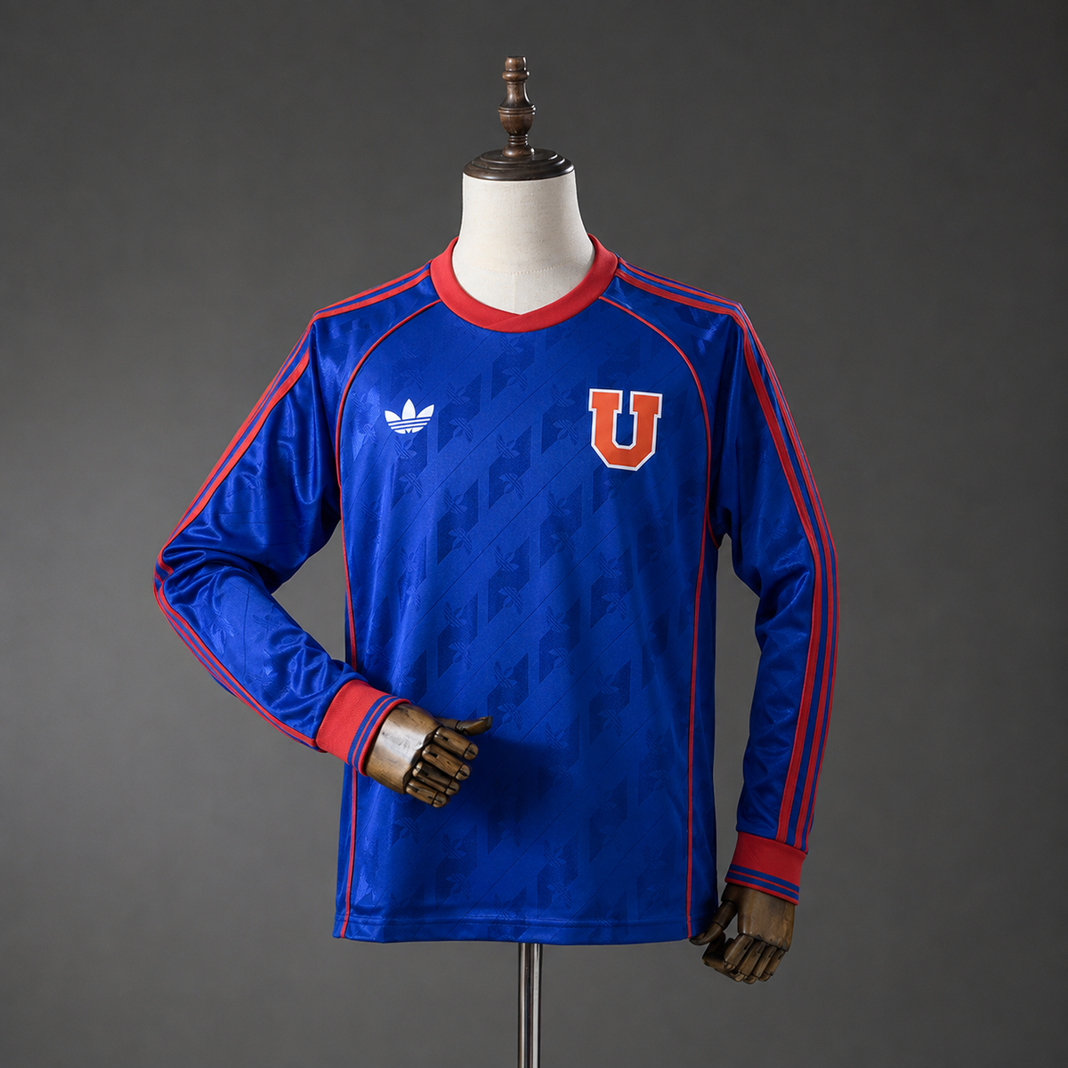 Camiseta Universidad de Chile Versión Clasic 26/27 Adultos Manga Larga