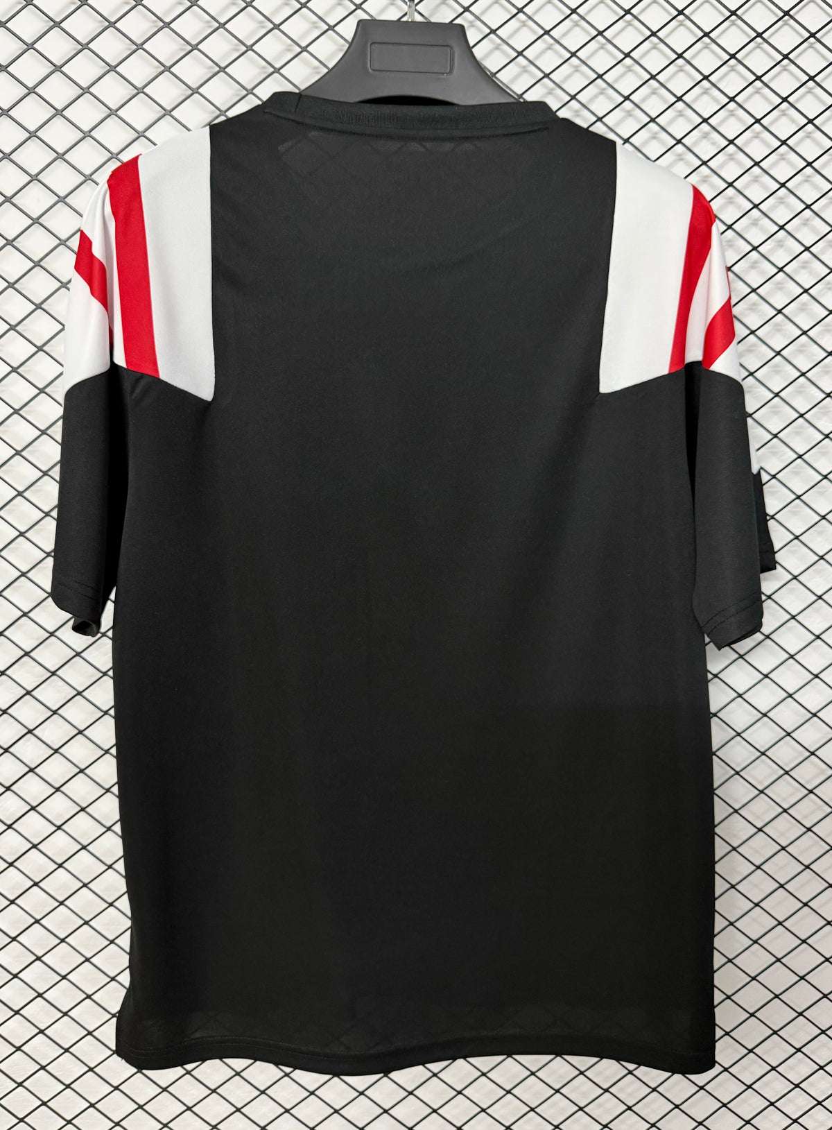 Camiseta Colo-Colo 2026/27 EQT Black Adultos