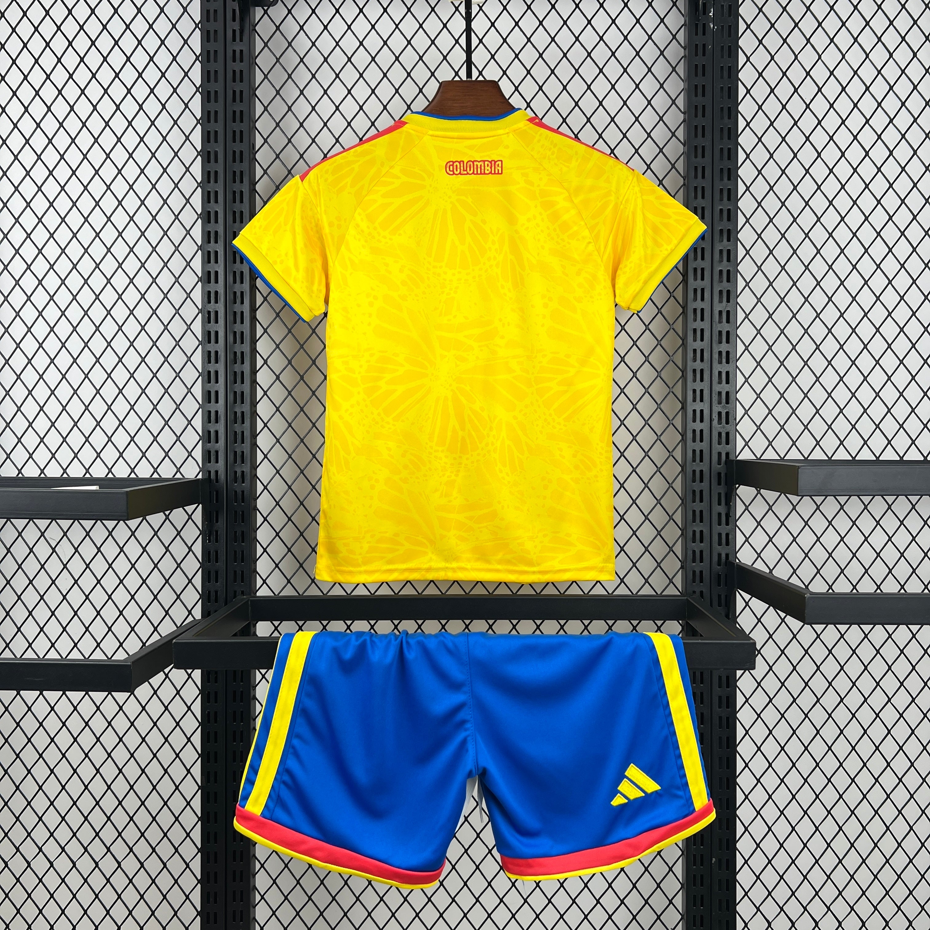 Camiseta + Short Colombia 26/27 Niños