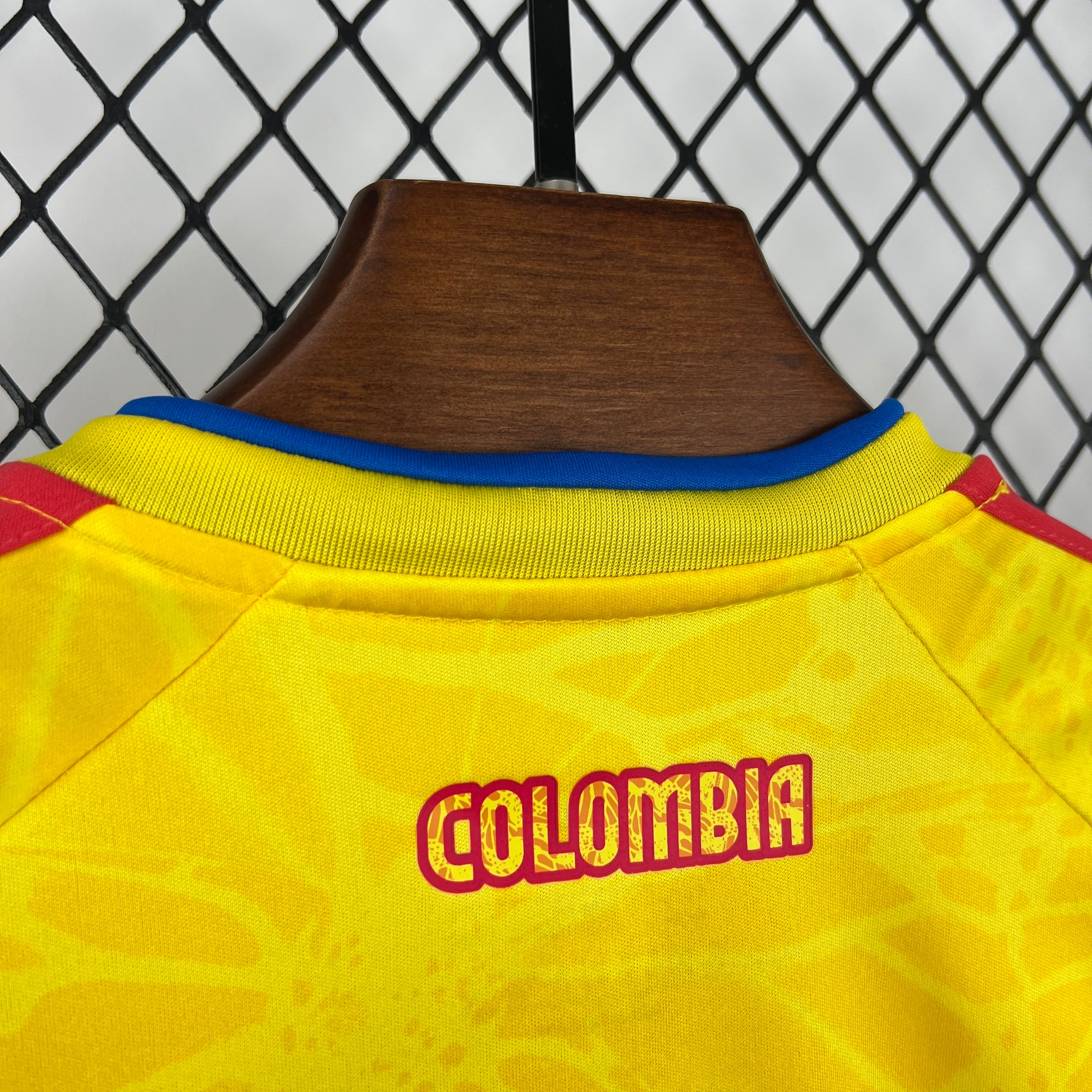 Camiseta + Short Colombia 26/27 Niños