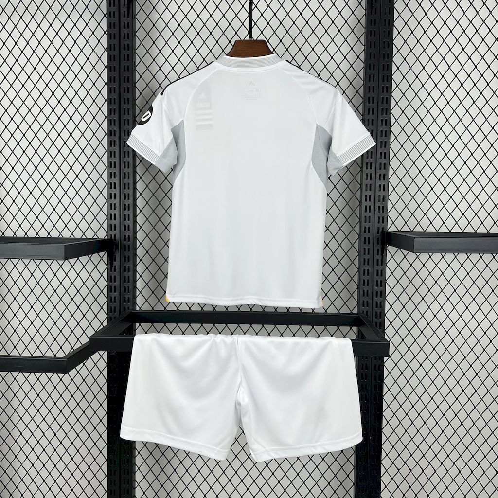 Camiseta + Short Real Madrid 25/26 Niños