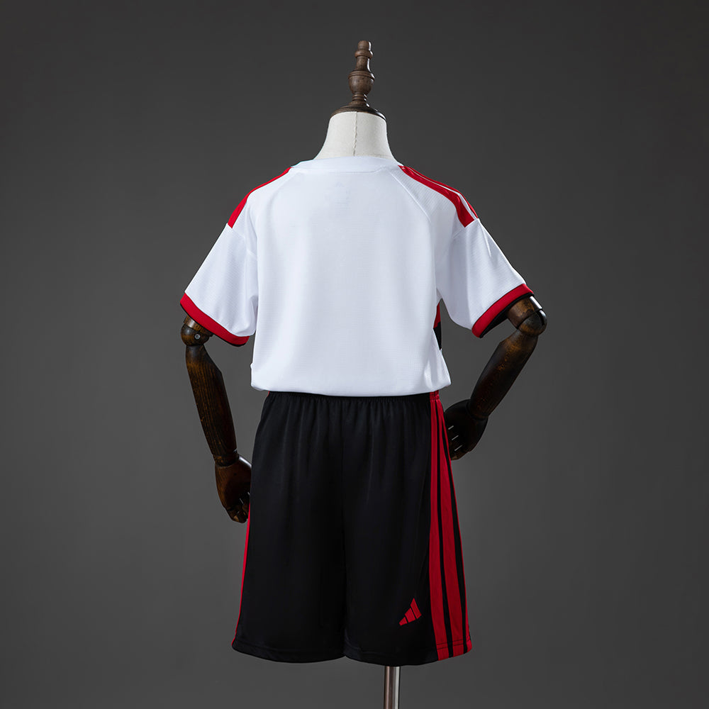 Camiseta + Short Flamengo Visitante 26/27 Niños