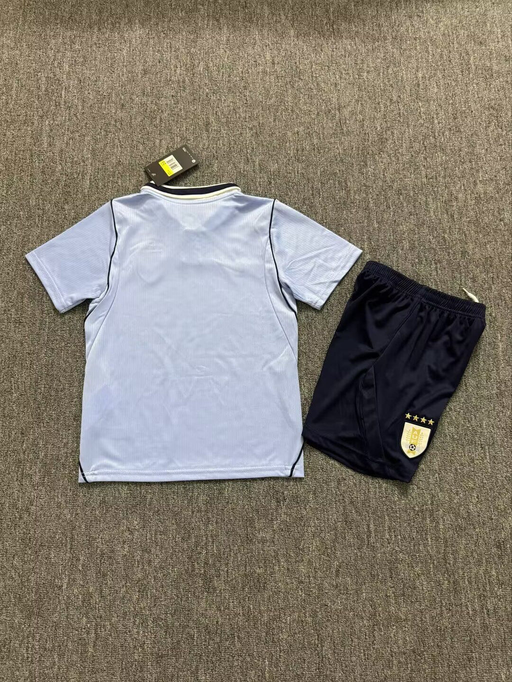 Camiseta + Short Uruguay Local 26/27 Niños