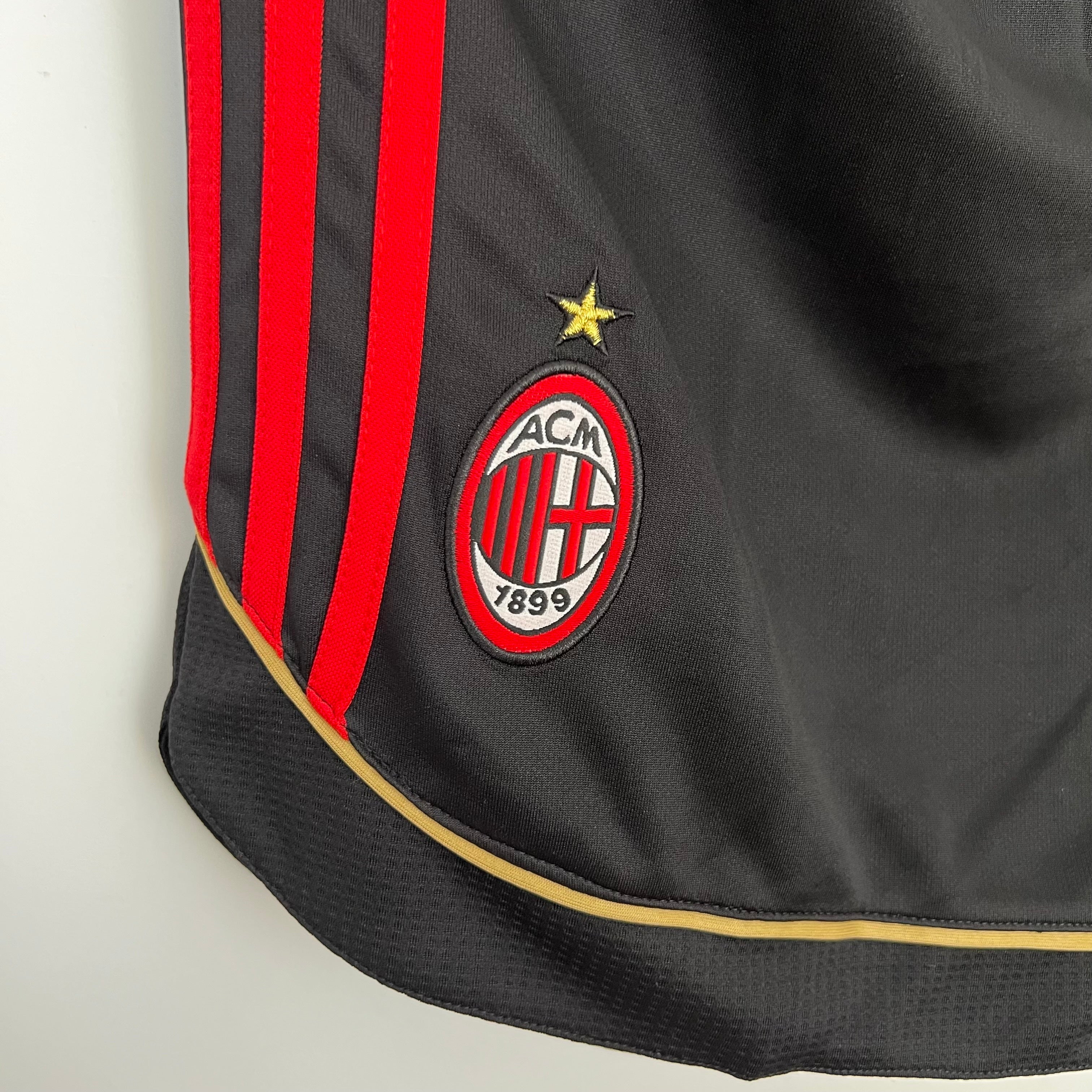 Short Milan Local 06/07