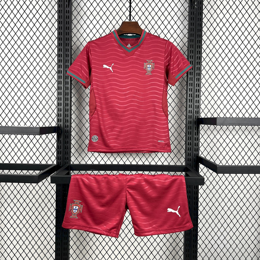 Camiseta + Short Portugal 26/27 Niños CRISTIANO RONALDO 7