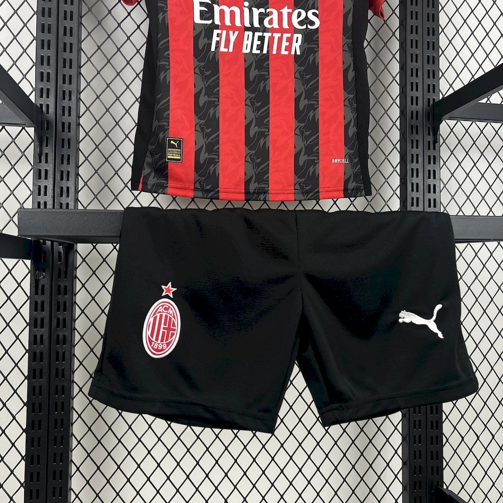 Camiseta + Short Milan 25/26 Niños
