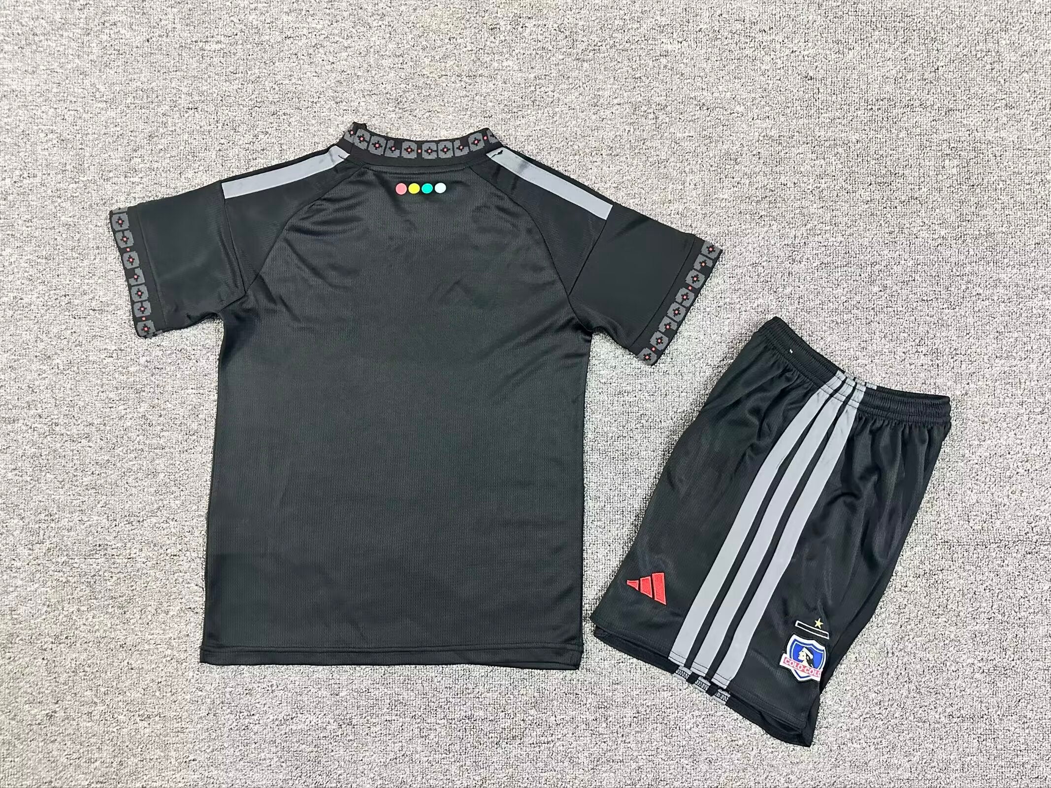Camiseta + Short Colo-Colo 25/26 Niños Visitante