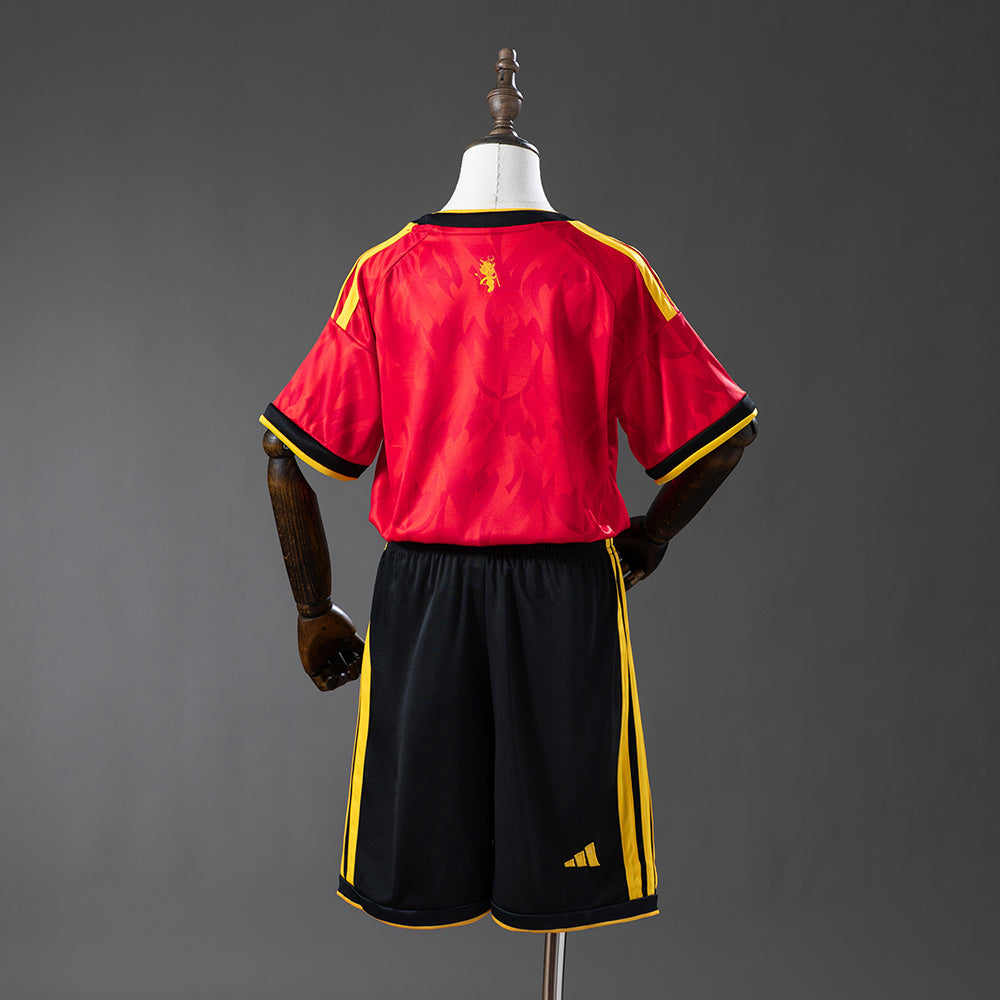 Camiseta + Short Bélgica Local 26/27 Niños