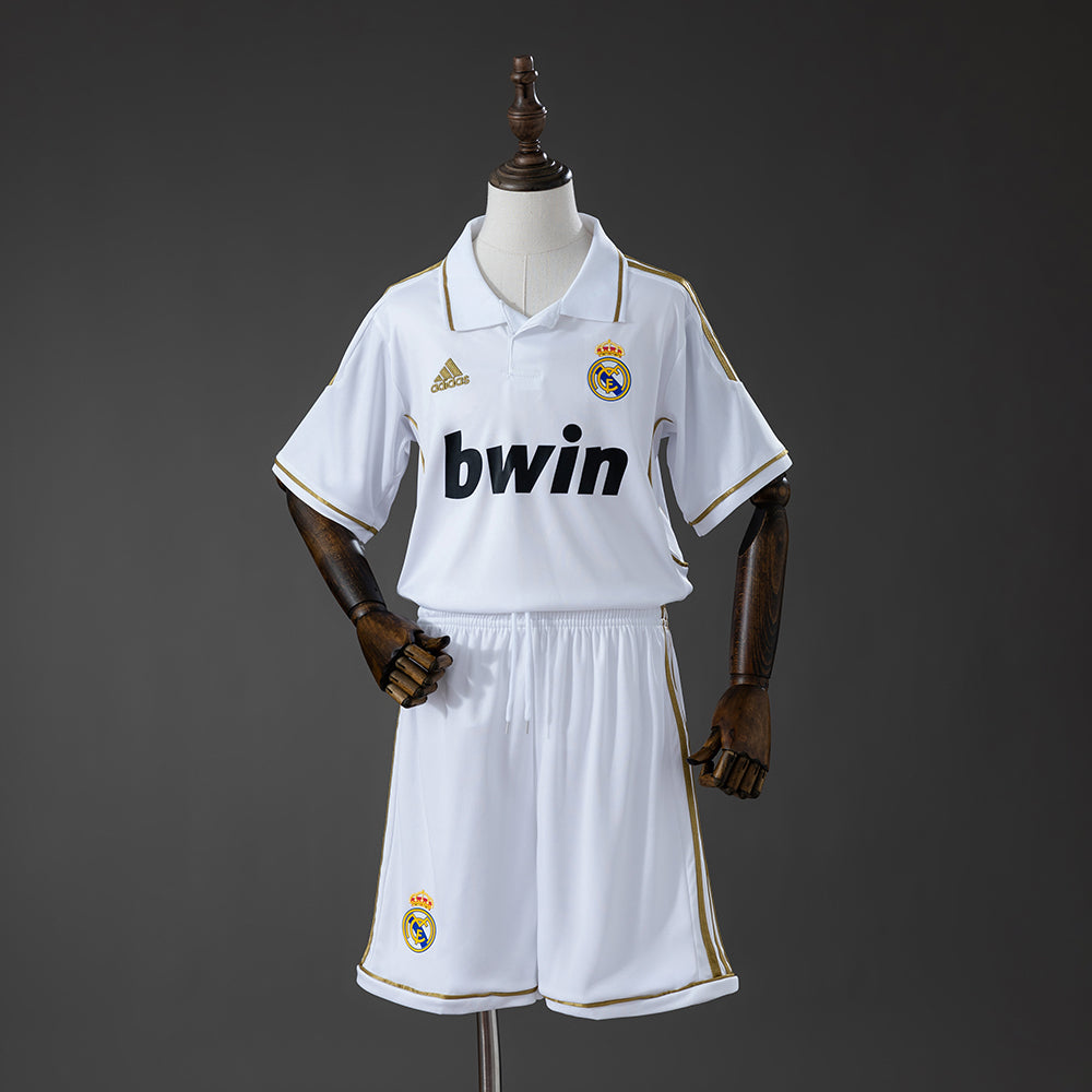 Camiseta + Short Real Madrid Local 2011/12 Niños