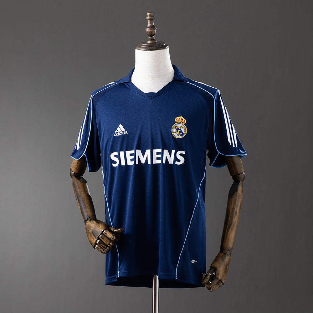 Camiseta Real Madrid Visitante 2005/06 Adultos