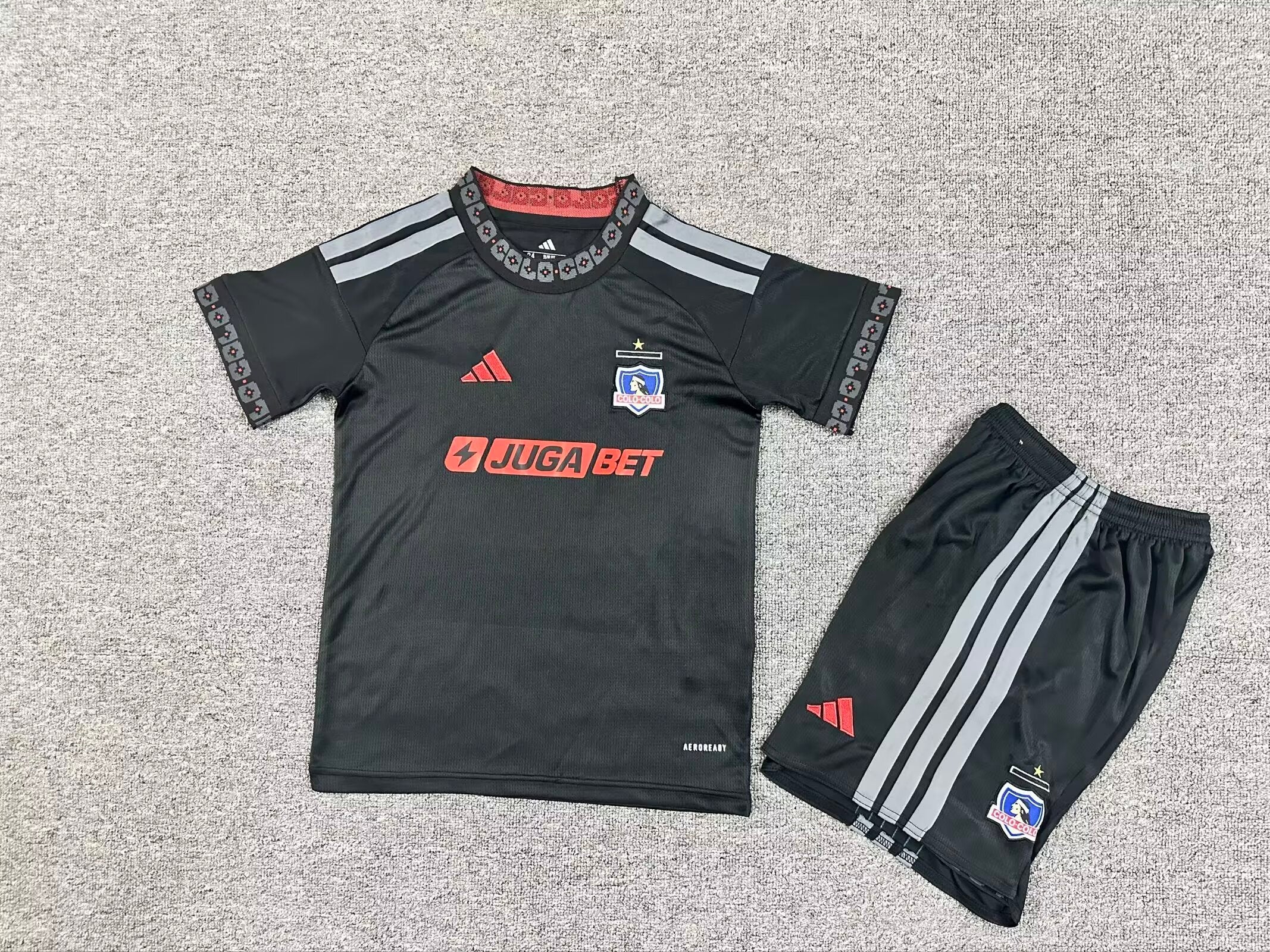 Camiseta + Short Colo-Colo 25/26 Niños Visitante