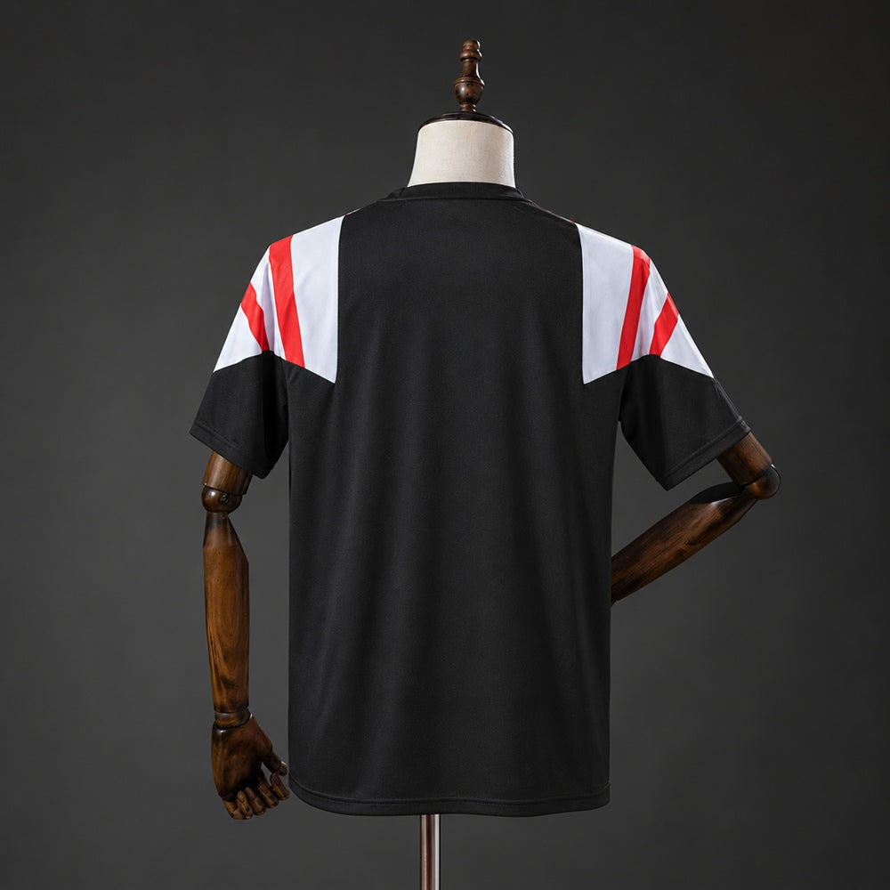 Camiseta Colo-Colo 2026/27 EQT Black Adultos