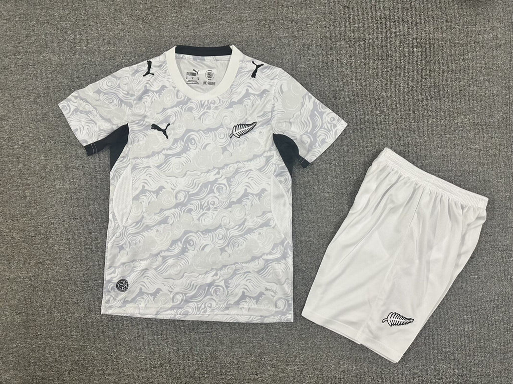 Camiseta + Short Nueva Zelanda Local 26/27 Niños