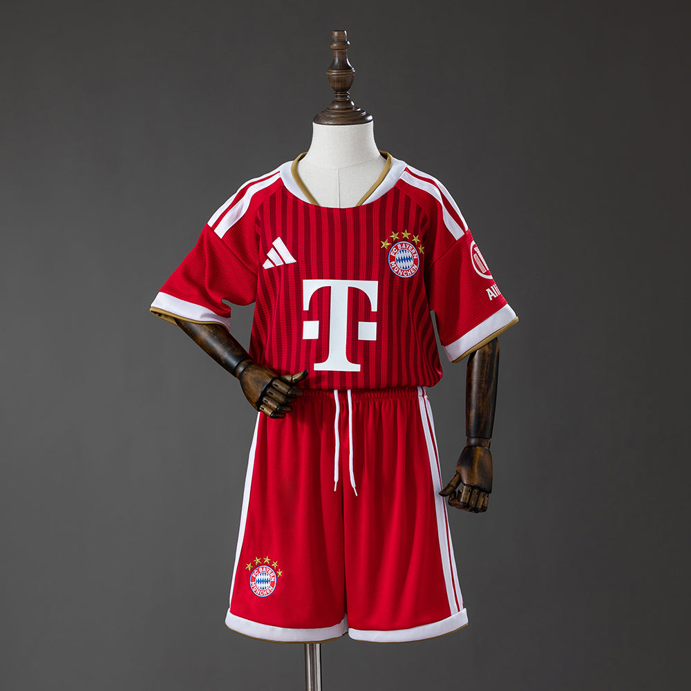 Camiseta + Short Bayern Munich Local 26/27 Niños